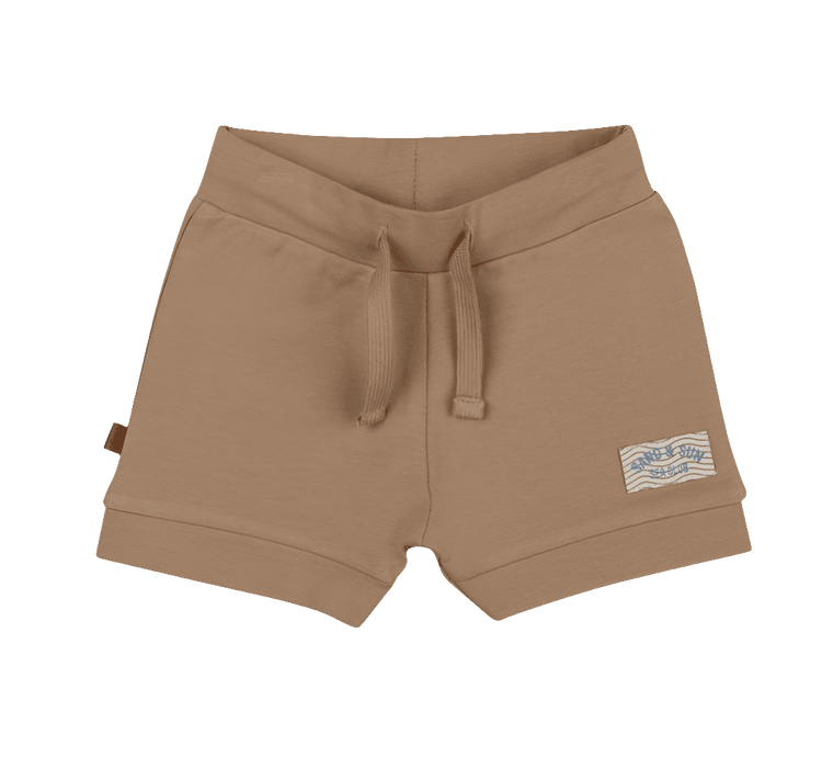 Short sand en sun