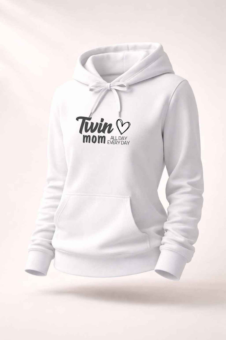 Gepersonaliseerde mama trui | Twin mom all day every day