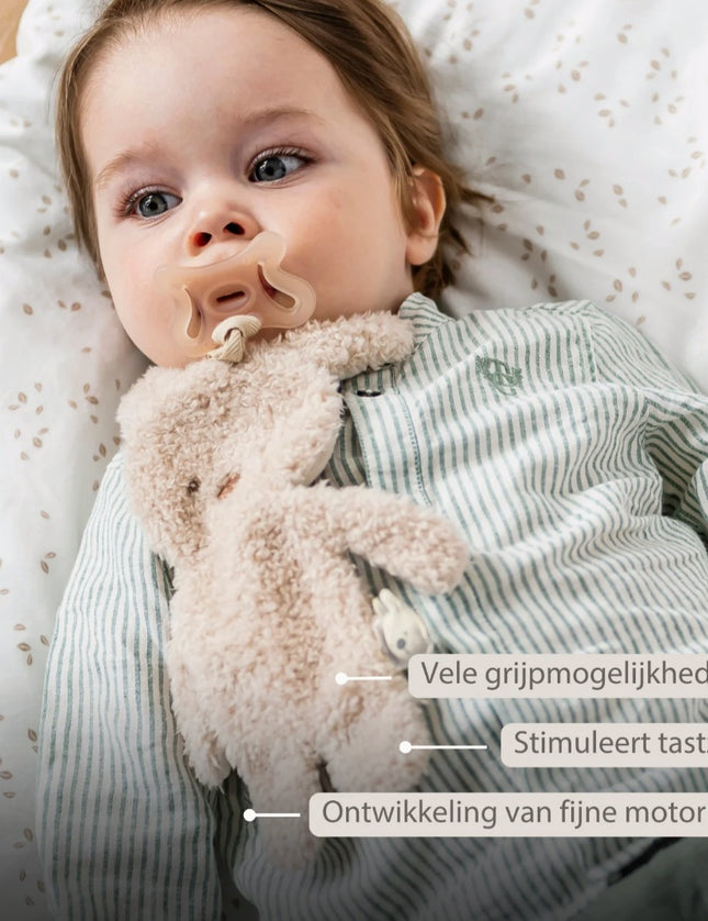 Gepersonaliseerde speendoekje - teddy konijn - geborduurd