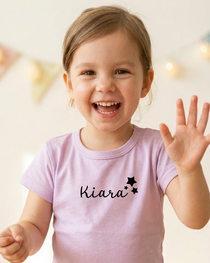 Gepersonaliseerd kinder t-shirt met naam en sterren - jongens & meisjes