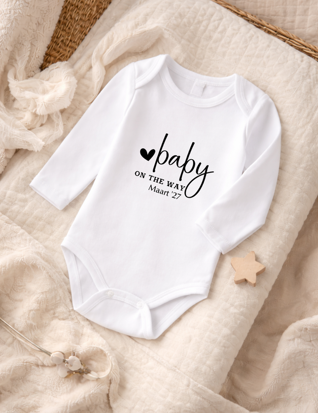Gepersonaliseerde romper baby on the way | Zwangerschap aankondiging romper baby