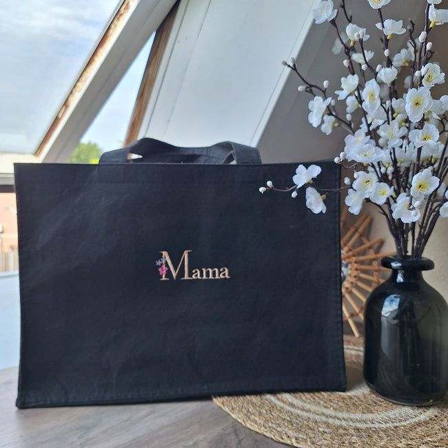 Luxe vilten tas met naam 'Mama' geborduurd – Gepersonaliseerde shopper (41x11x31 cm)