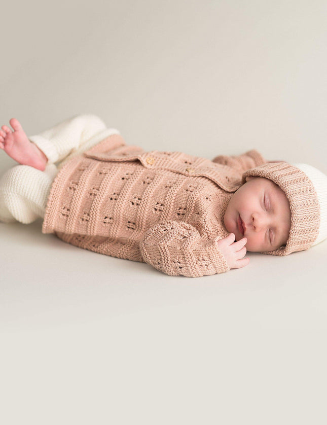 Newborn mutsje pink-ecru